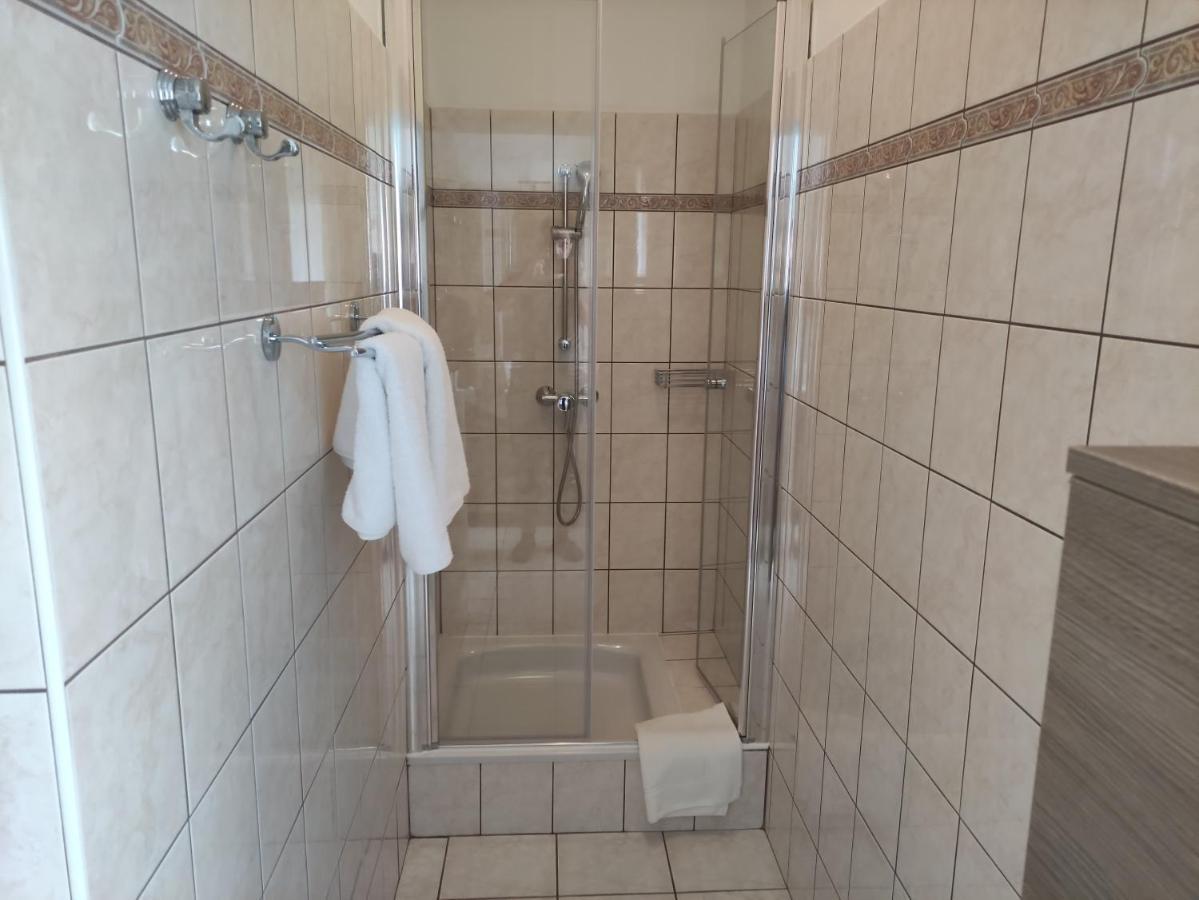 Zsanett Appartement Hévíz Eksteriør billede
