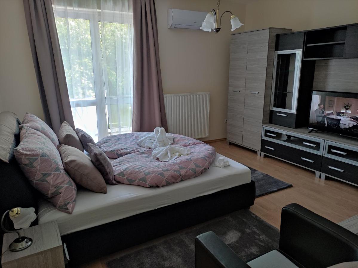 Zsanett Appartement Hévíz Eksteriør billede