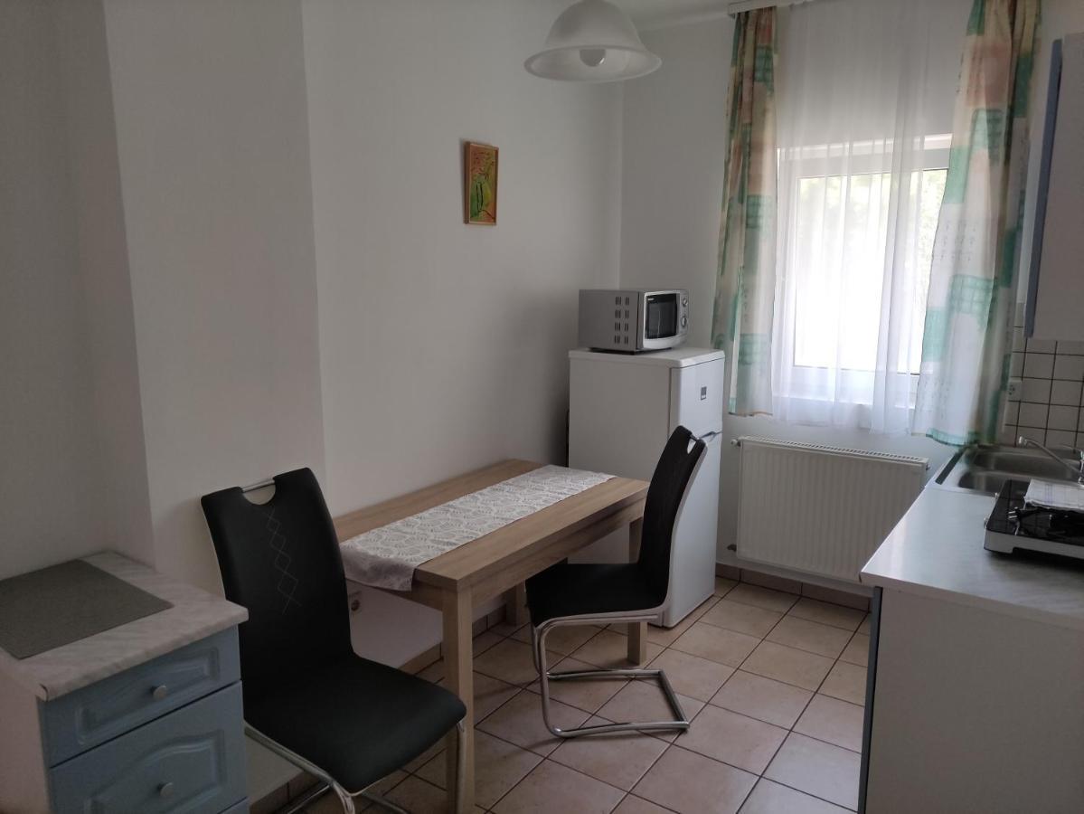 Zsanett Appartement Hévíz Eksteriør billede